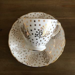 Vintage Royal Malvern teacup & saucer set